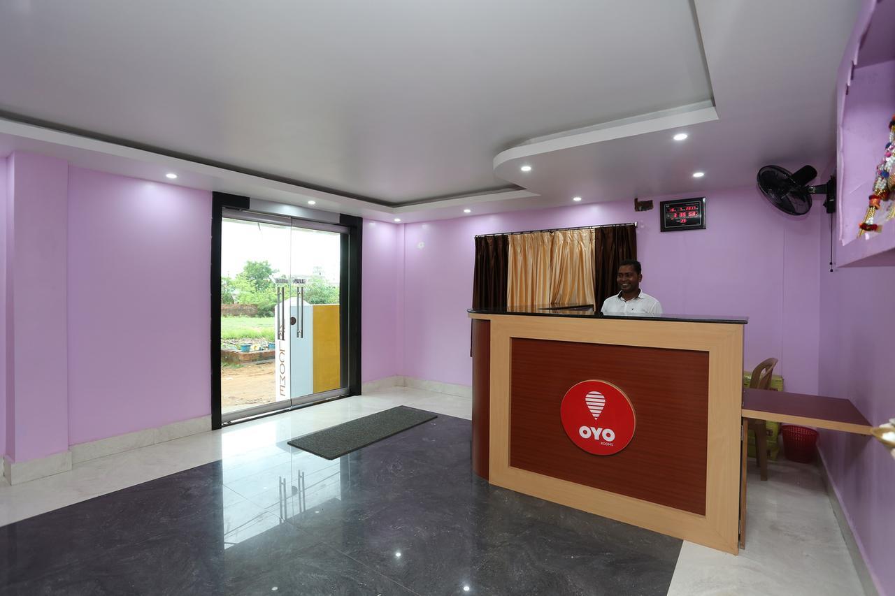 Krishna Residency Puri Bagian luar foto