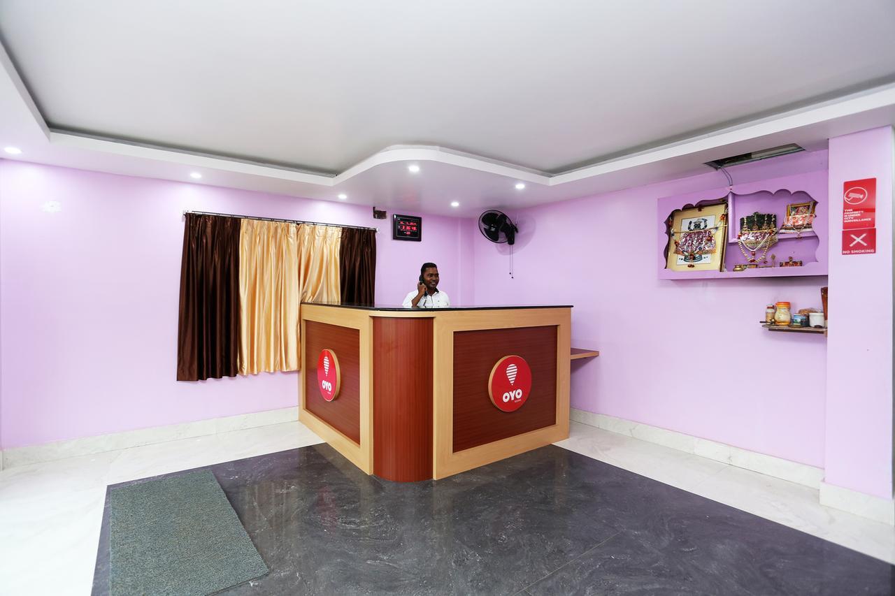 Krishna Residency Puri Bagian luar foto